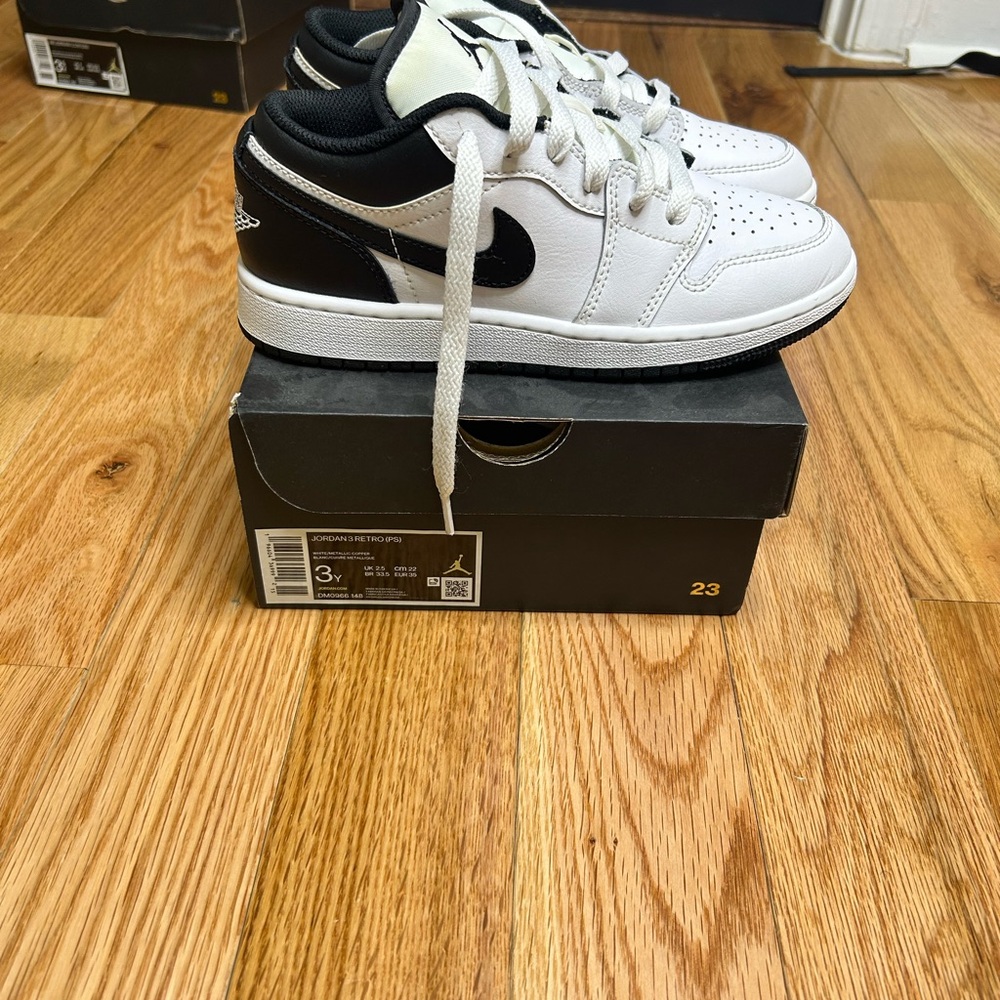 Jordan 3 Retro PS
